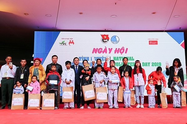 tinh nguyen vi mot tuong lai hoa nhap
