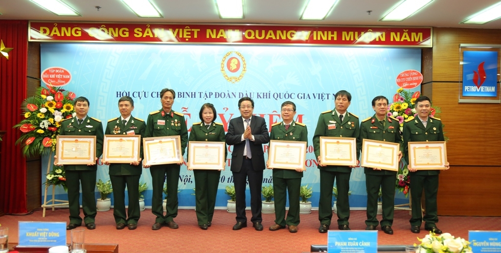hoi ccb tap doan to chuc ky niem 10 nam thanh lap va tong ket phong trao thi dua cuu chien binh guong mau