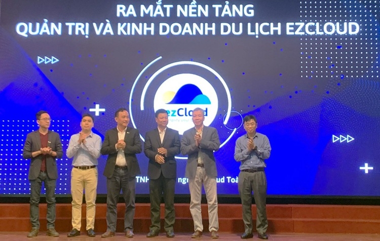 Ra mắt nền tảng Quản trị và Kinh doanh du lịch ezCloud