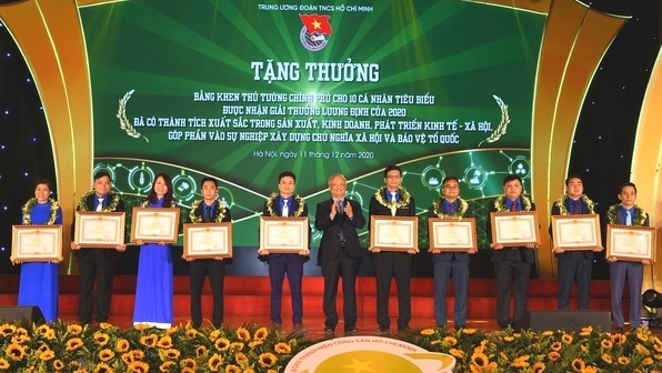 56 nhà nông trẻ nhận Giải thưởng Lương Định Của lần thứ XV