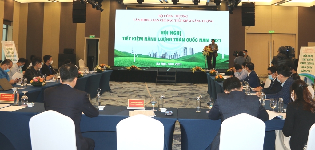 Tiếp tục xây dựng và hoàn thiện cơ chế chính sách sử dụng năng lượng tiết kiệm, hiệu quả