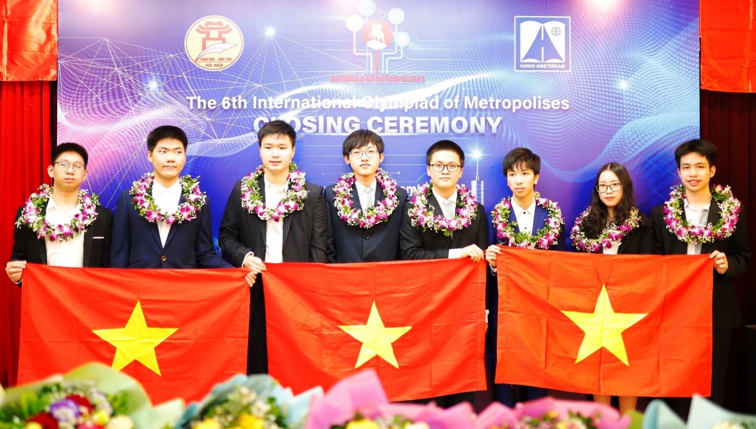 Học sinh Hà Nội đoạt cúp Bạc đồng đội kỳ thi Olympic quốc tế IOM 2021