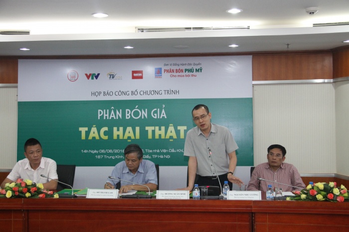 khoi dong chuong trinh phan bon gia tac hai that