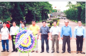 Tri ân người có công với đất nước