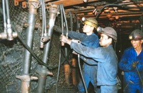 TKV sản xuất 24,7 triệu tấn than trong 8 tháng đầu năm