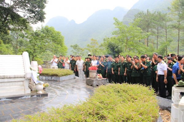 Hội CCB về nguồn hoi ccb ve nguon 5