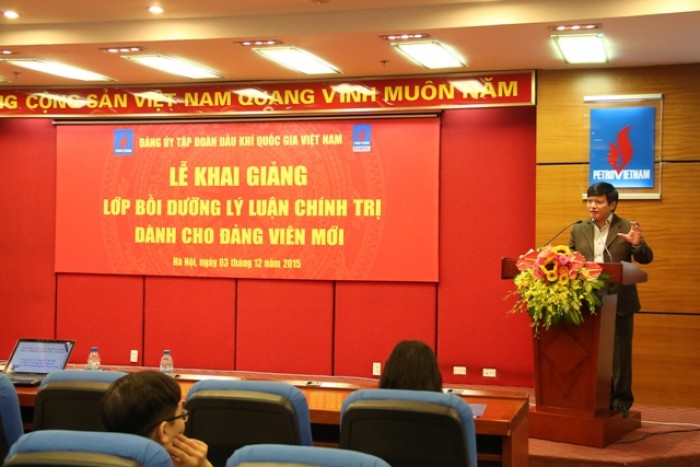 khai giang lop boi duong ly luan chinh tri cho da ng vien mo i