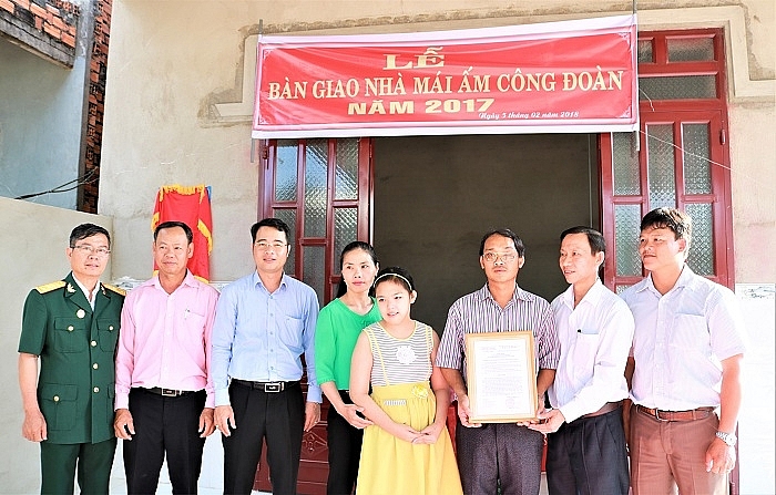 vietsovpetro trao nha mai am cong doan