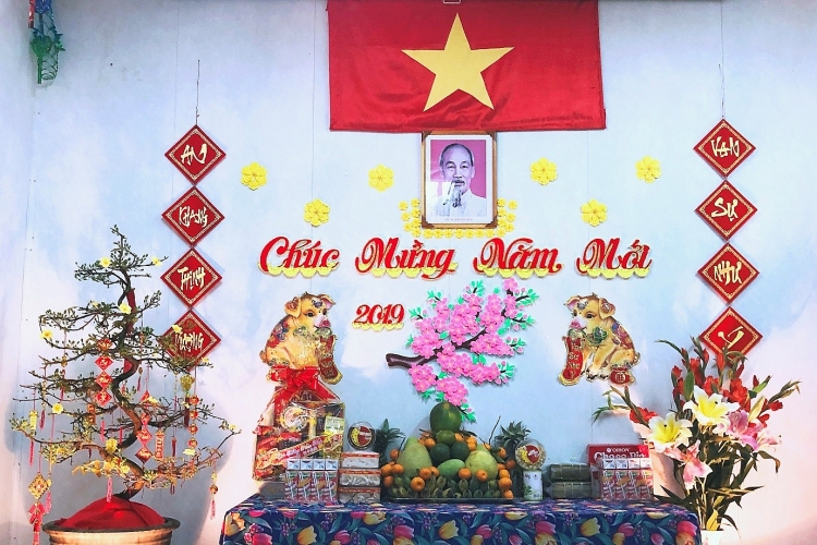 chuyen don tet tren gian