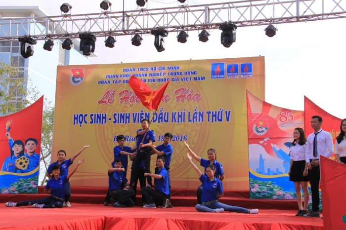 le hoi van hoa hssv dau khi lan v