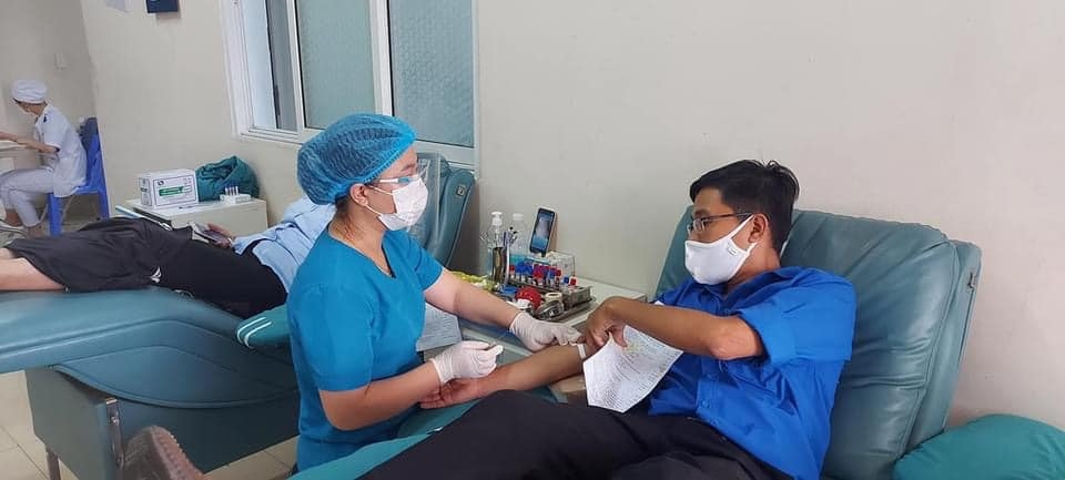 Tuổi trẻ PTSC Đà Nẵng tích cực hưởng ứng Ngày hội hiến máu nhân đạo Tuổi trẻ PTSC Đà Nẵng tích cực hưởng ứng Ngày hội hiến máu nhân đạo