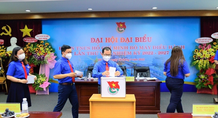 Đoàn cơ sở Bộ máy điều hành Vietsovpetro: Xứng đáng với vai trò xung kích, tiên phong Đoàn cơ sở Bộ máy điều hành Vietsovpetro: Xứng đáng với vai trò xung kích, tiên phong