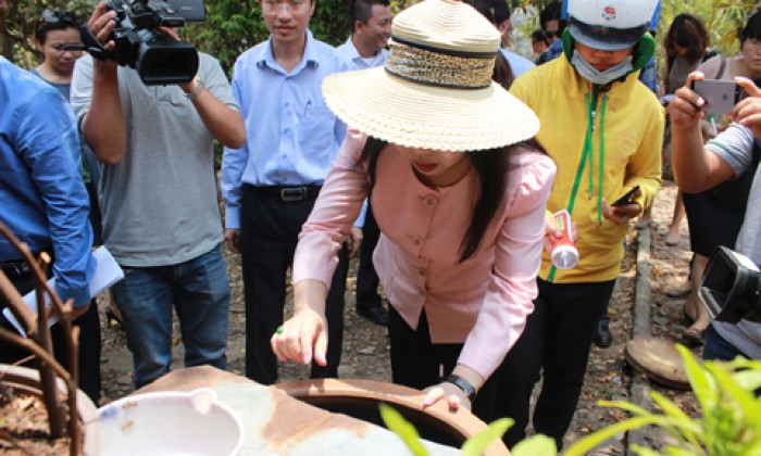 khan cap doi pho voi truong hop dau tien nhiem virus zika