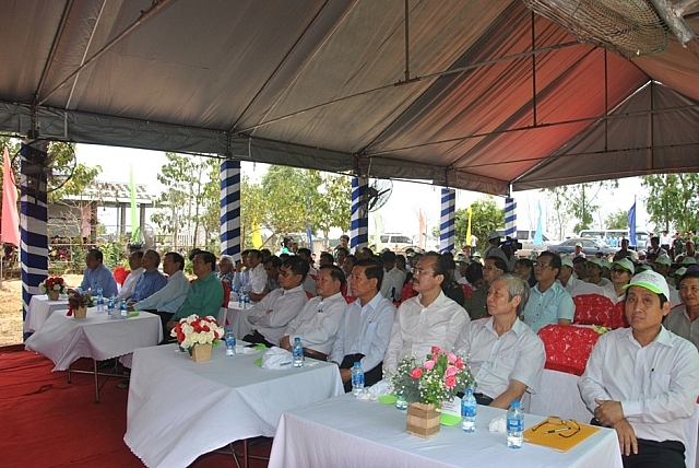 Vietsovpetro bàn giao công trình cầu nông thôn tại Long An vietsovpetro ban giao cong trinh cau nong thon tai long an