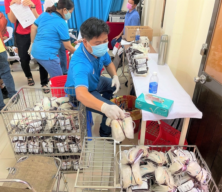 Người lao động Vietsovpetro tích cực tham gia hiến máu nhân đạo Người lao động Vietsovpetro tích cực tham gia hiến máu nhân đạo