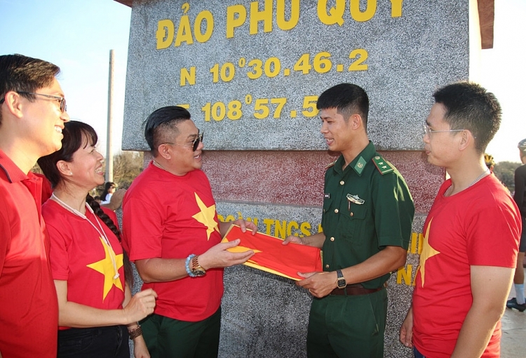 Vietsovpetro: Hành trình “Vì biển đảo quê hương năm 2021” Vietsovpetro: Hành trình “Vì biển đảo quê hương năm 2021”