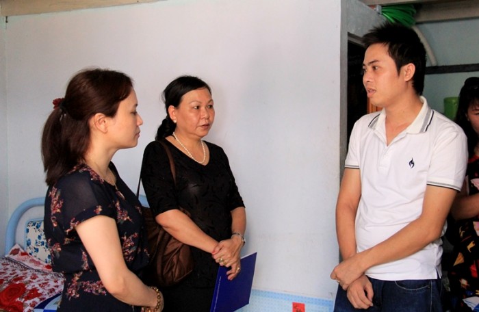 Mang niềm vui đến cho người lao động mang niem vui den cho nguoi lao dong