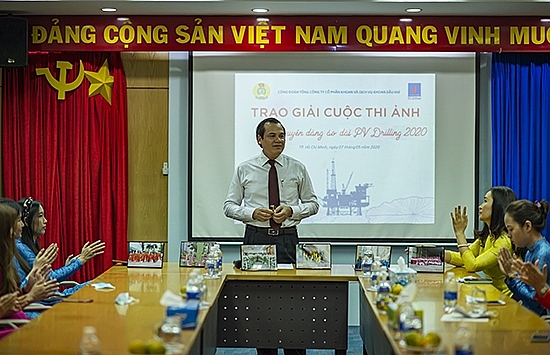 Trao giải cuộc thi ảnh “Duyên dáng Áo dài PV Drilling 2020” trao giai cuoc thi anh duyen dang ao dai pv drilling 2020