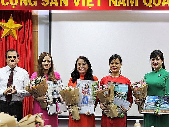 Trao giải cuộc thi ảnh “Duyên dáng Áo dài PV Drilling 2020” trao giai cuoc thi anh duyen dang ao dai pv drilling 2020