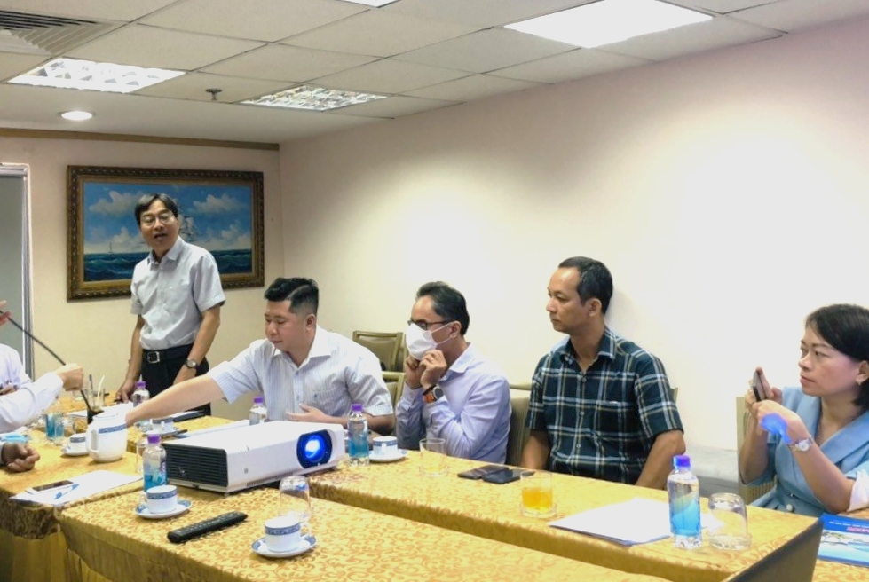 Đảng ủy PVMR tổ chức sinh hoạt chính trị chuyên đề “Tự soi - Tự sửa”