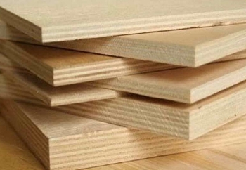 Gỗ dán và pin mặt trời được Hoa Kỳ gia hạn điều tra bán phá giá