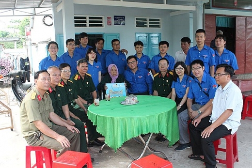 cac don vi vietsovpetro tiep tuc to chuc nhieu hoat dong den on dap nghia