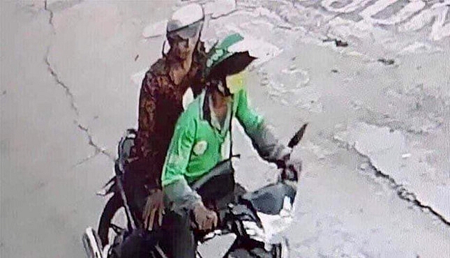 tp hcm mot tai xe grabbike bi cua co cuop tai san