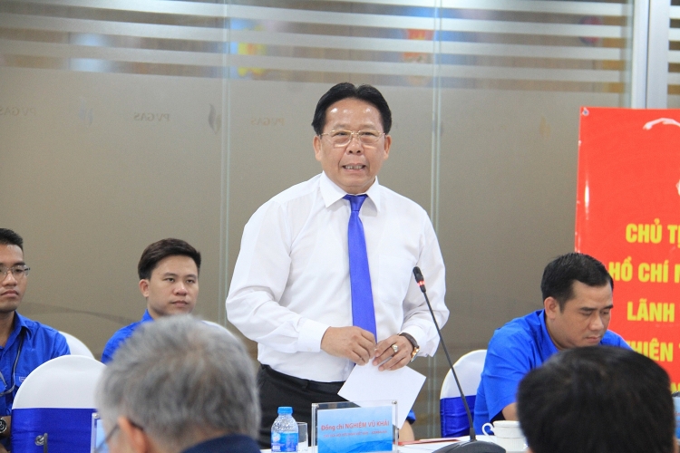 tuoi tre dau khi tiep buoc the he nhung nguoi di tim lua anh hung