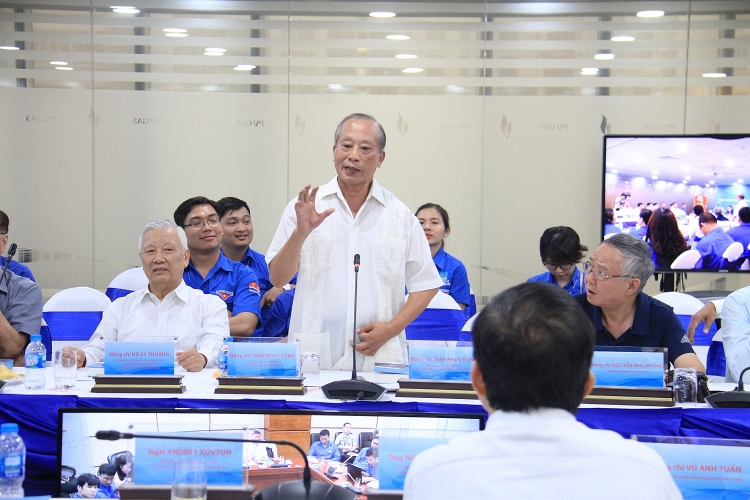 tuoi tre dau khi tiep buoc the he nhung nguoi di tim lua anh hung