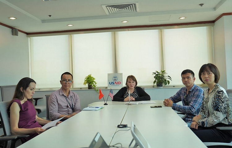 Giám đốc USAID Việt Nam Ann Marie Yastishock phát biểu tại sự kiện trực tuyến.