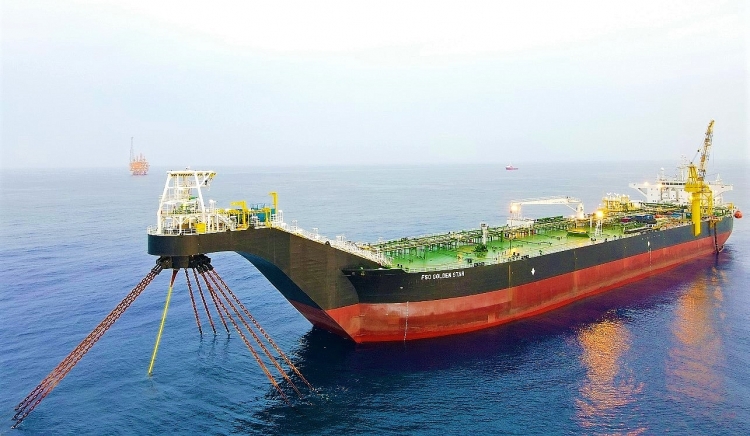 Kho nổi FSO Golden Star lắp đặt tại mỏ Sao Vàng đón dòng condensate đầu tiên (16/11/2020)