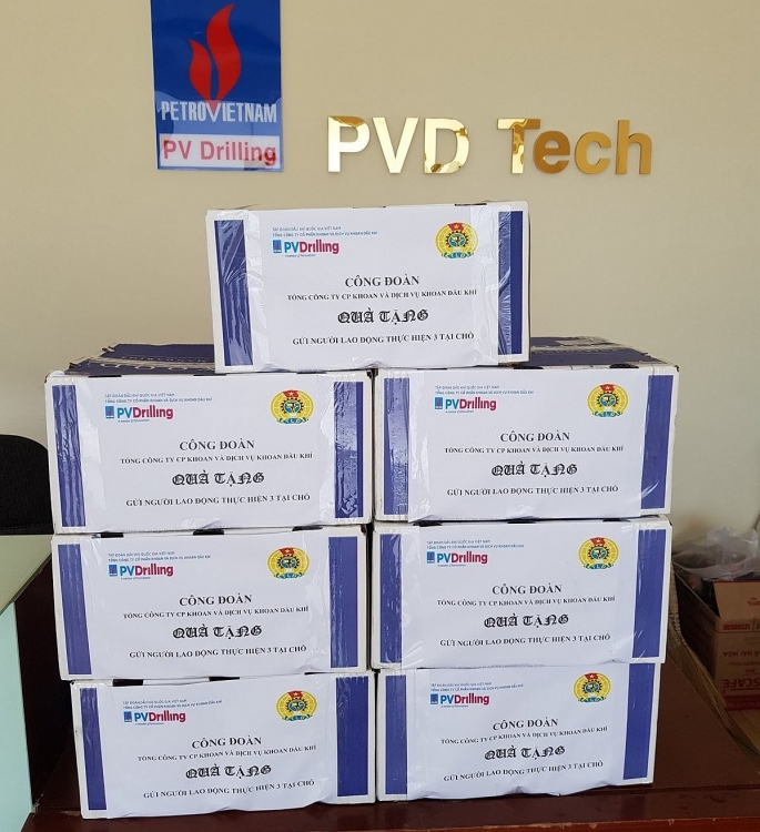 Công đoàn PV Drilling động viên người lao động đang thực hiện 