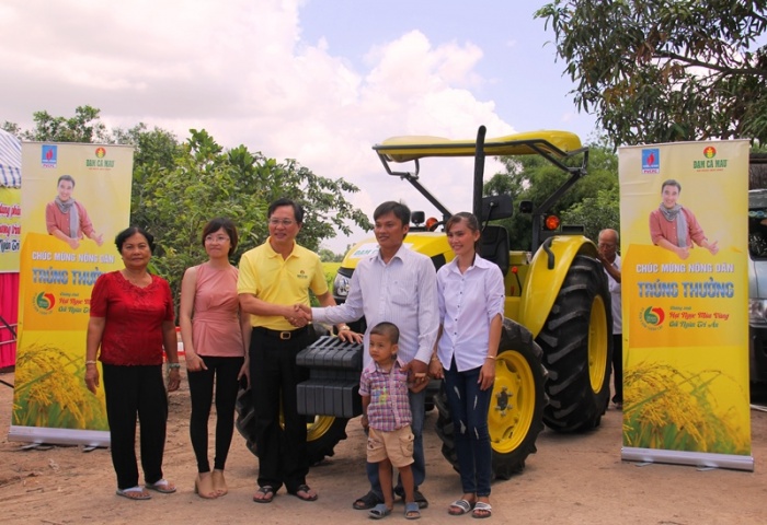 niem vui cua nguoi nong dan tren nhung canh dong