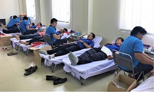 vietsovpetro tich cuc tham gia hien mau nhan dao