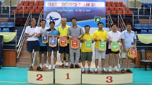cong doan vietsovpetro to chuc giai bong ban nam 2017