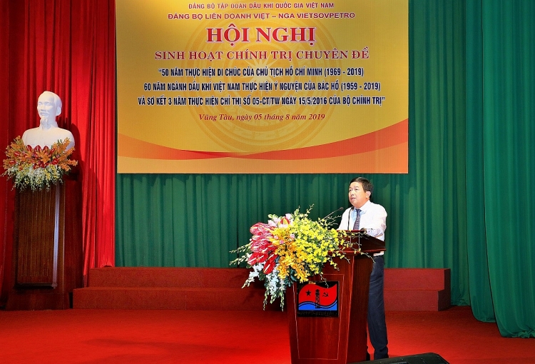 vietsovpetro so ket 3 nam thuc hien chi thi 05 cua bo chinh tri