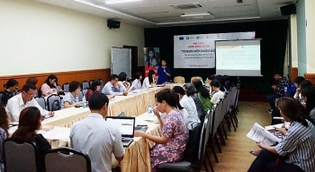 TP HCM: Hỗ trợ làm giấy khai sinh cho trẻ em khó khăn