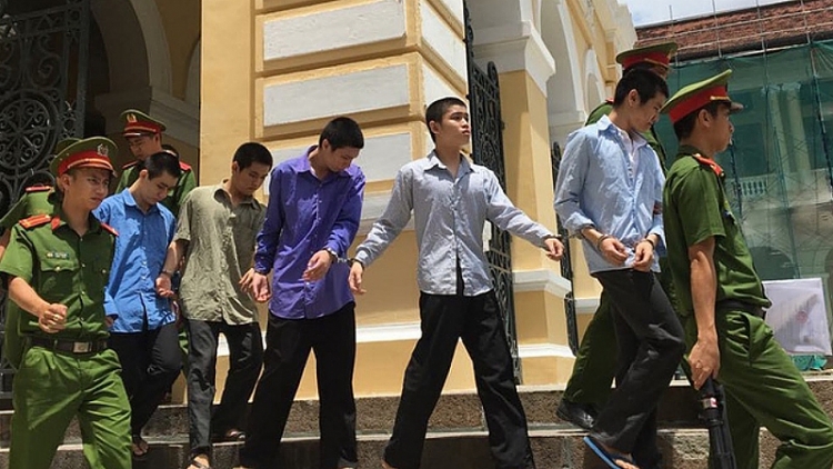 tp hcm tuyen an bang cuop cua hang tien loi