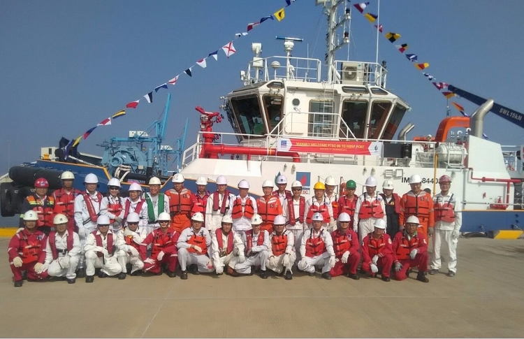 Dấu mốc 100 chuyến tàu VLCC cập phao rót dầu không bến Nhà máy Lọc hóa dầu Nghi Sơn