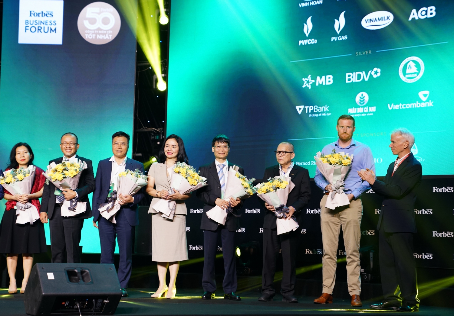 PV GAS lần thứ 10 liên tiếp nhận vinh danh của Forbes