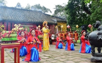 Bảo tồn và phát triển Văn hóa Huế - Con người Huế