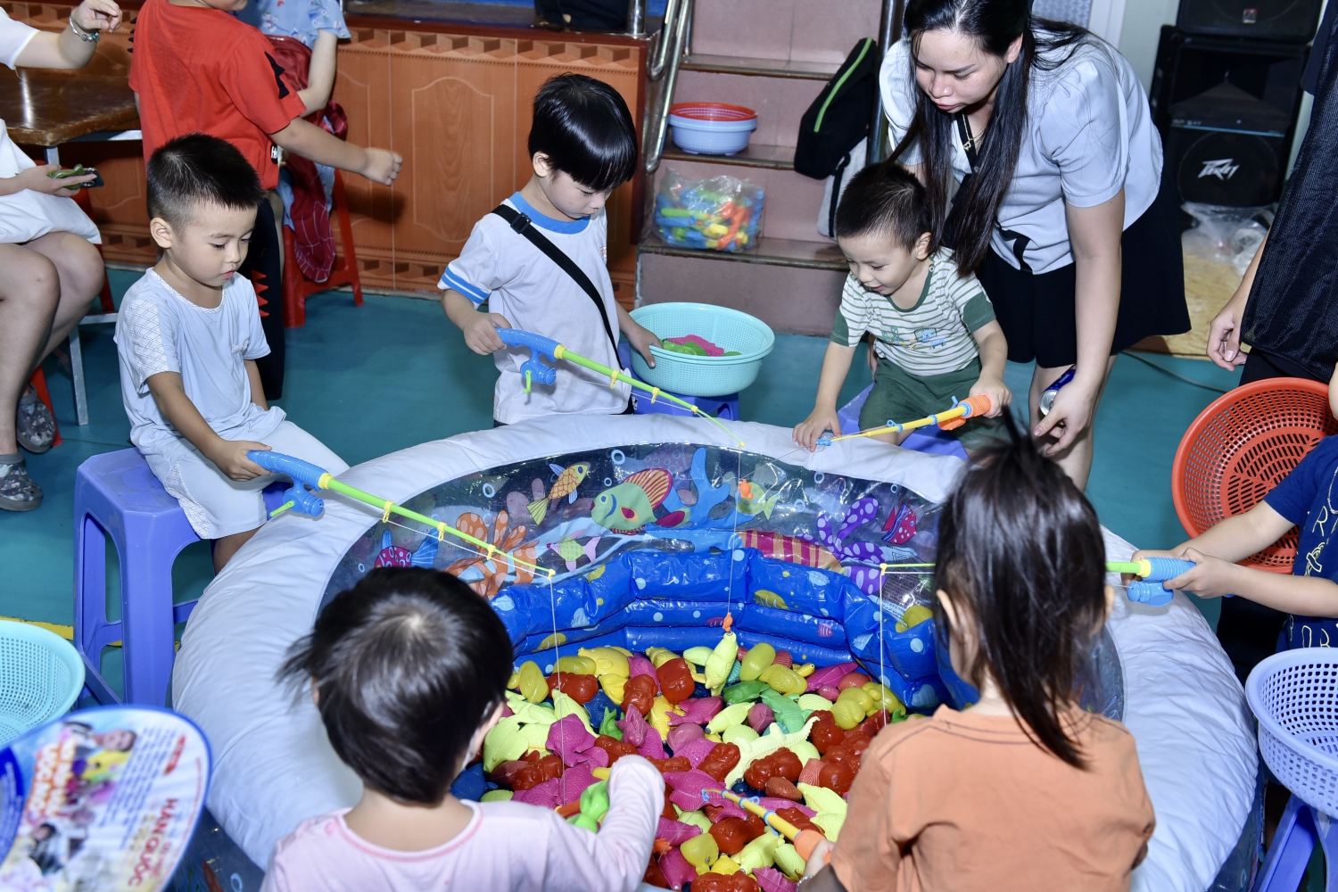 Đêm hội trăng rằm Vietsovpetro: “Kết nối yêu thương