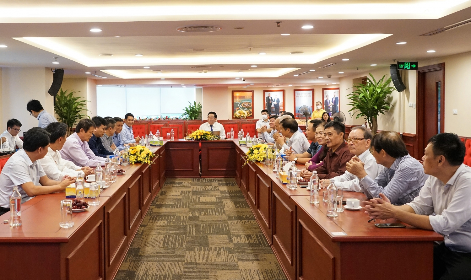 Hội nghị BCH Chi hội Dầu khí TP HCM lần thứ I: Kiện toàn tổ chức, thông qua chương trình công tác quý IV/2022 Hội nghị BCH Chi hội Dầu khí TP HCM lần thứ I: Kiện toàn tổ chức, thông qua chương trình công tác quý IV/2022