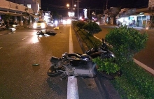 hai xe may dam nhau trong dem khien 7 nguoi gap nan