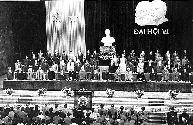 Bước ngoặt của ngành Dầu khí sau sự ra đời của Luật Đầu tư nước ngoài năm 1987
