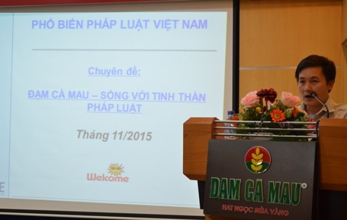 dam ca mau song voi tinh than phap luat
