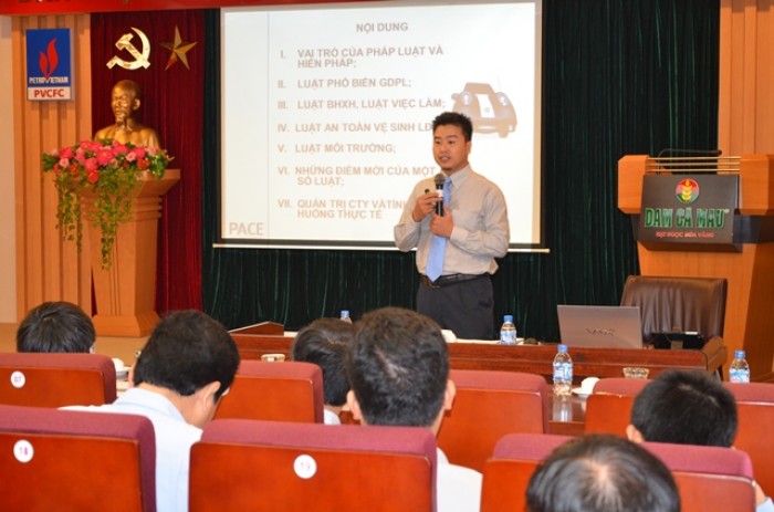 dam ca mau song voi tinh than phap luat