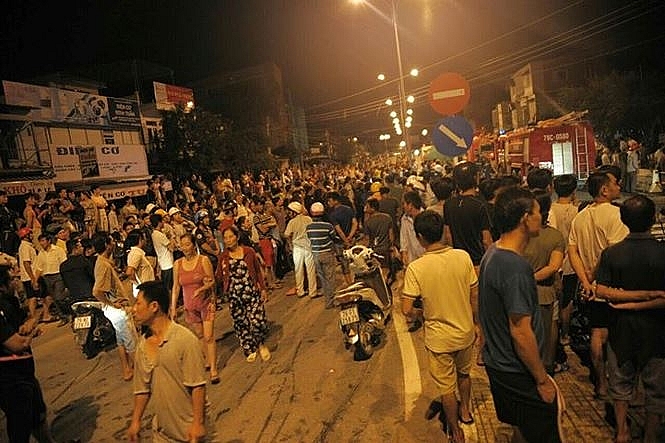 nha trang chay du doi o bai chua xe bon cho xang dau