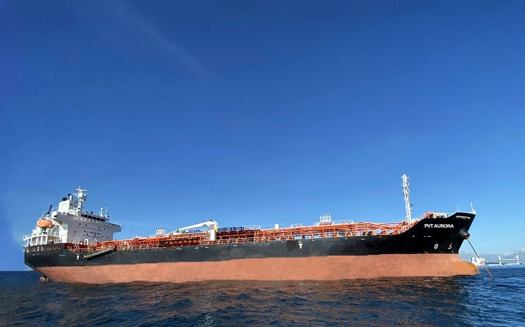 pvtrans nhan ban giao dau tu moi tau pvt aurora tai panama
