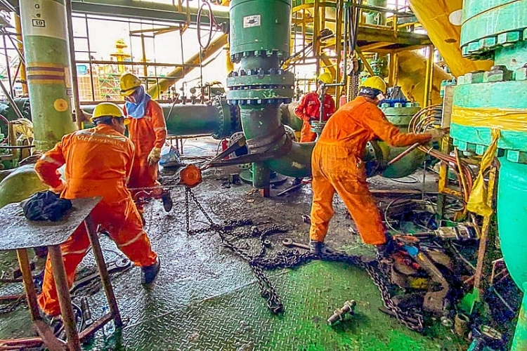 Vietsovpetro: Xí nghiệp Khí hoàn thành vượt tiến độ công tác dừng giàn bảo dưỡng, sửa chữa năm 2021